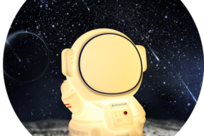 Astronaut Mini Table Lovely Small Led Silicone Lamp Control Colorful Table Lamp Bedroom Baby Gift